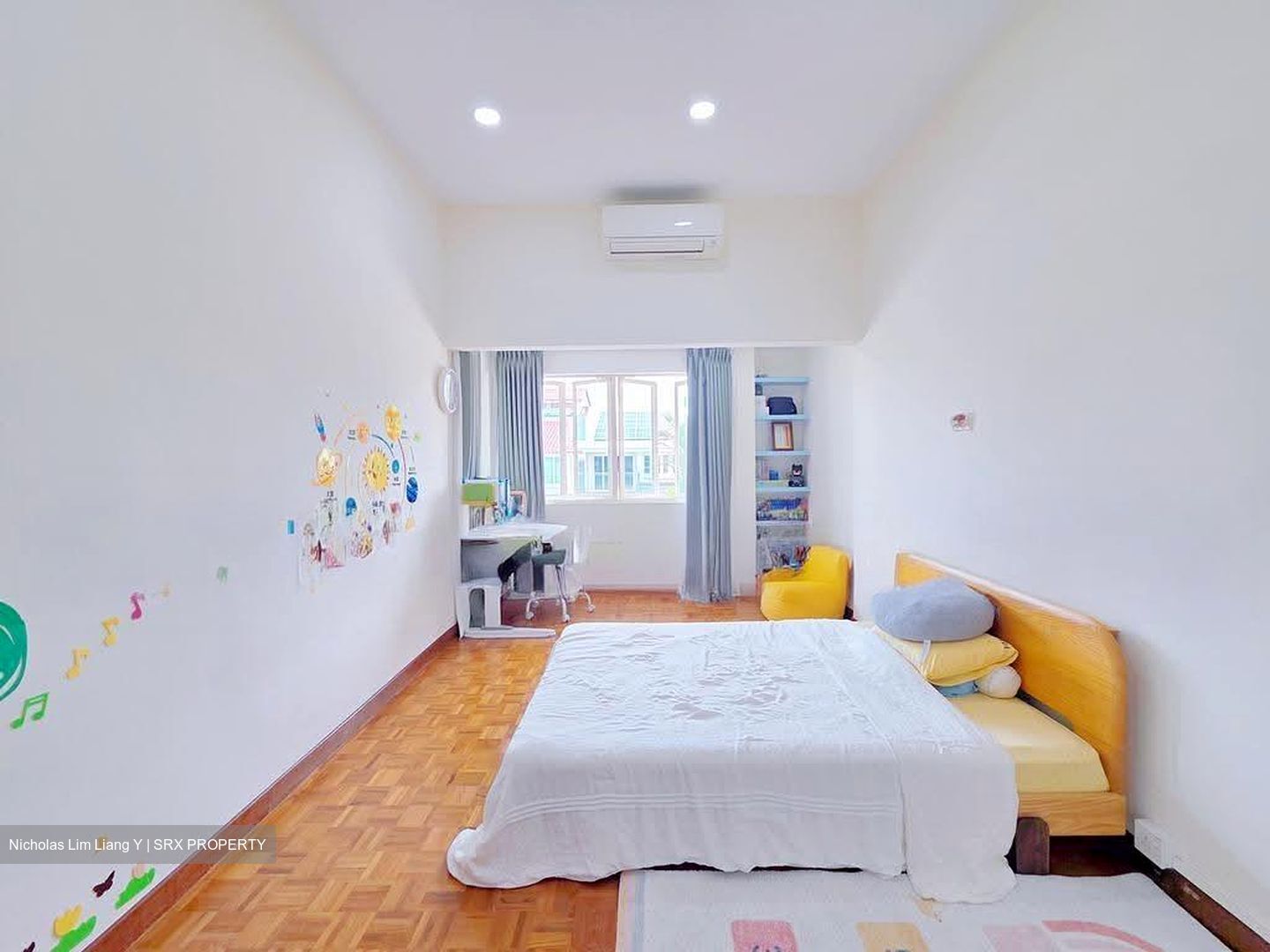 Golden Hill Estate (D19), Terrace #623632391